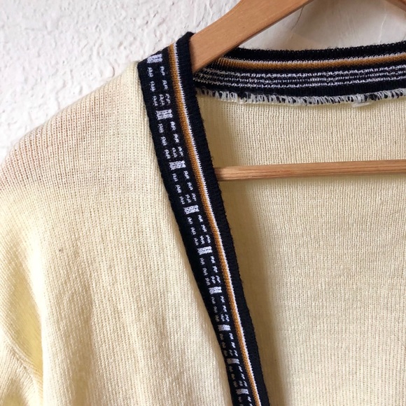 Vintage Sweater - Picture 3 of 3